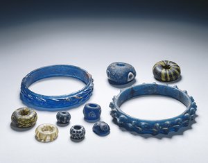 Armbanden en kralen, IJzertijd